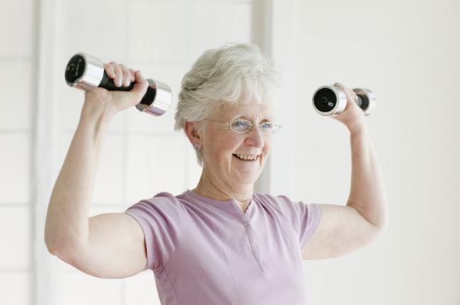 高齡者更需要透過運動改善肌耐力與平衡能力